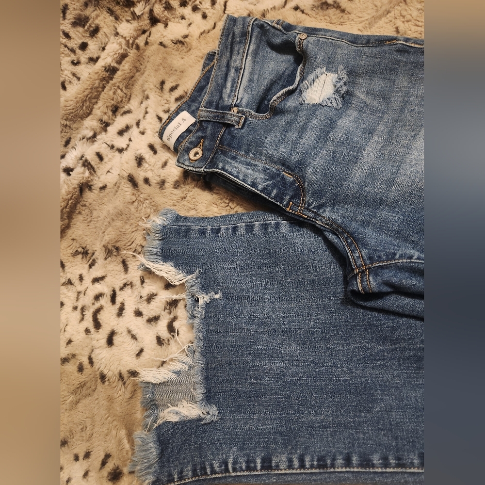 Special A Flared Jeans - Picture 4 of 12